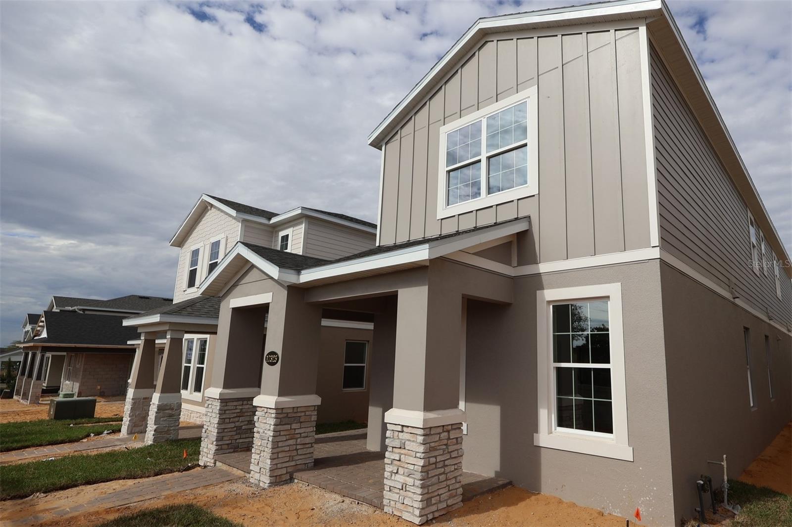 Single Family Residence em WINTER GARDEN, FL - Daniel Dourado