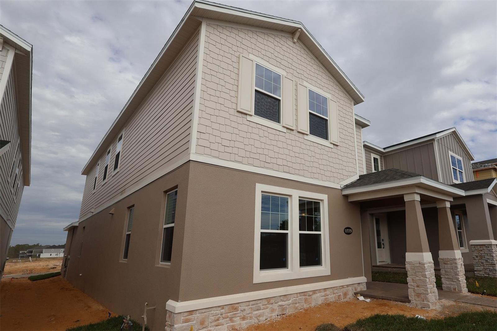 Single Family Residence em WINTER GARDEN, FL - Daniel Dourado