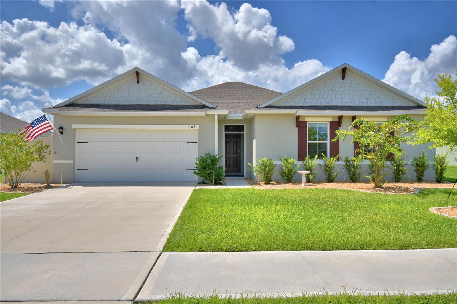 Single Family Residence in AUBURNDALE, FL - Daniel Dourado