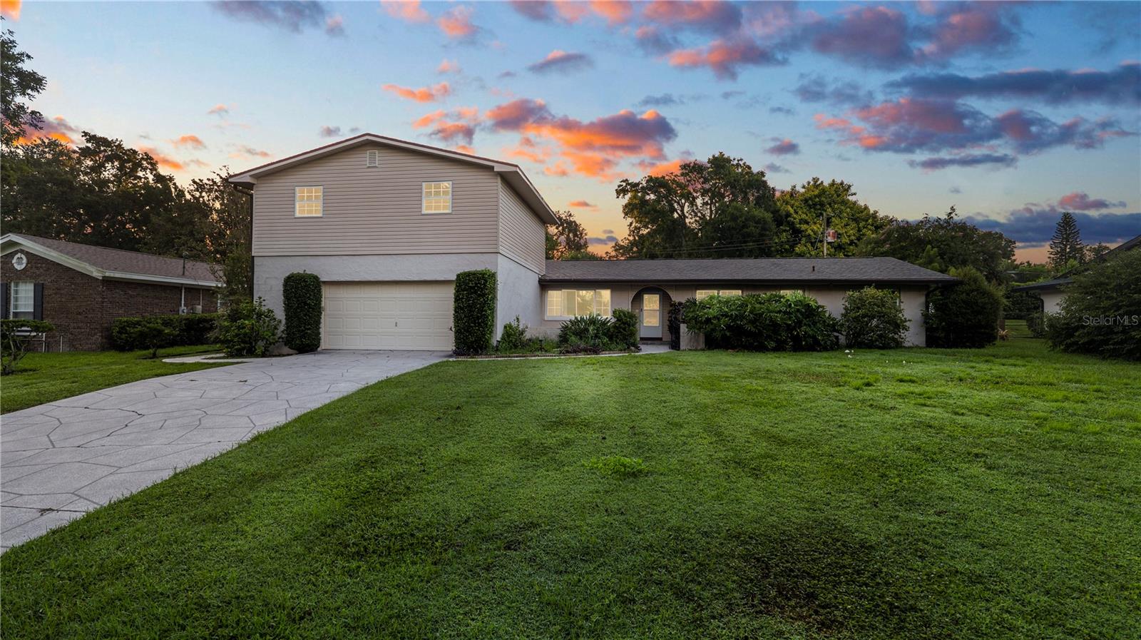 Single Family Residence in LAKELAND, FL - Daniel Dourado