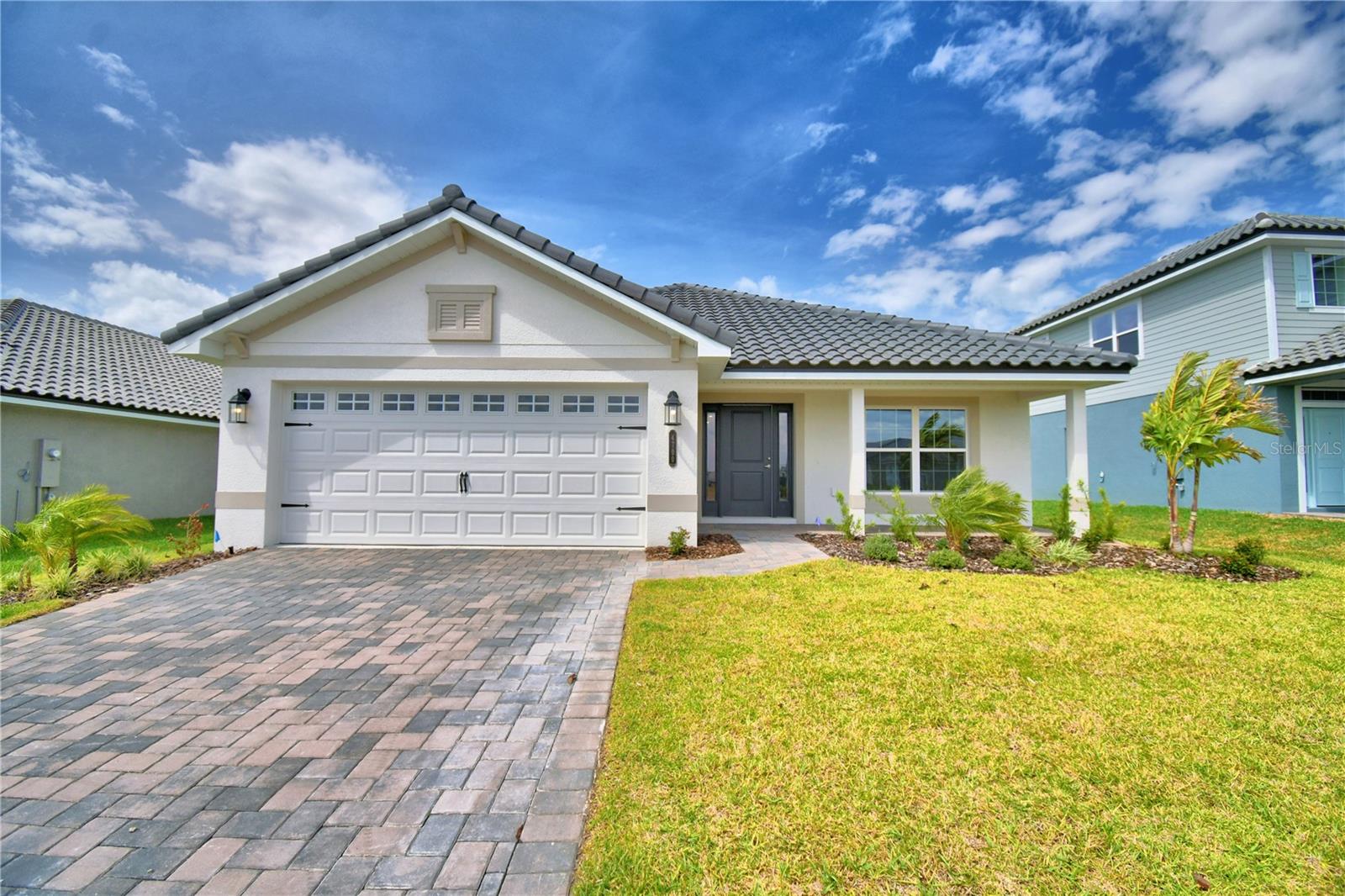 Single Family Residence in AUBURNDALE, FL - Daniel Dourado