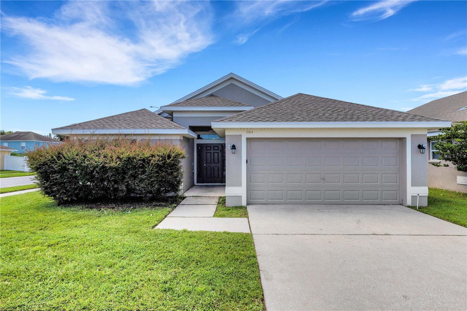 Single Family Residence in AUBURNDALE, FL - Daniel Dourado
