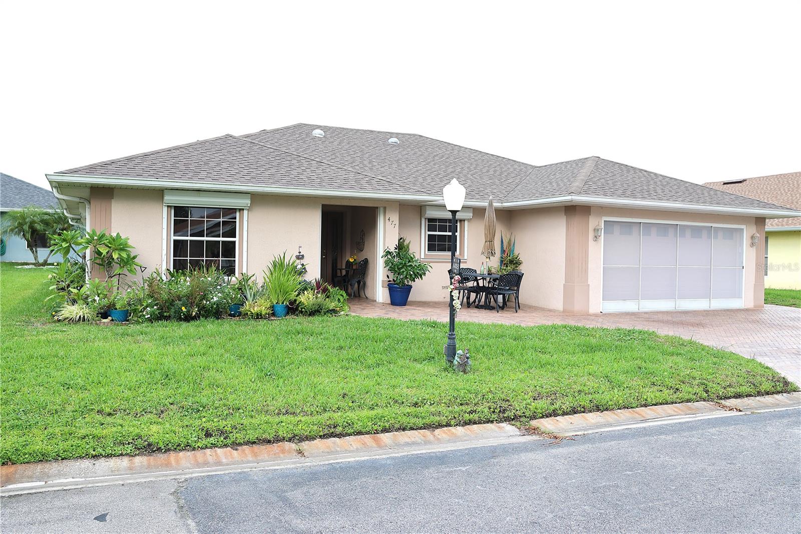 Single Family Residence in HAINES CITY, FL - Daniel Dourado