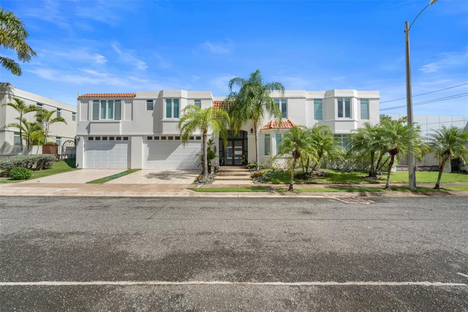 Single Family Residence em DORADO, PR - Daniel Dourado