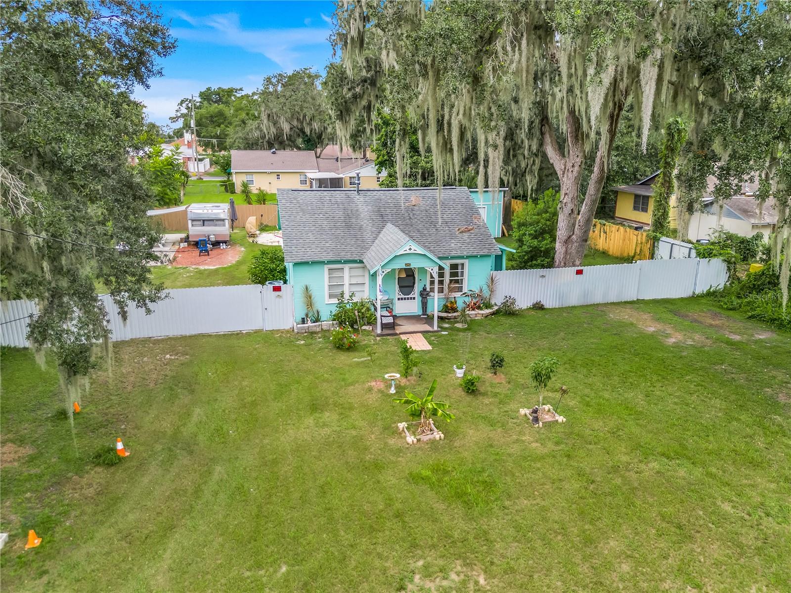 Single Family Residence em MOUNT DORA, FL - Daniel Dourado