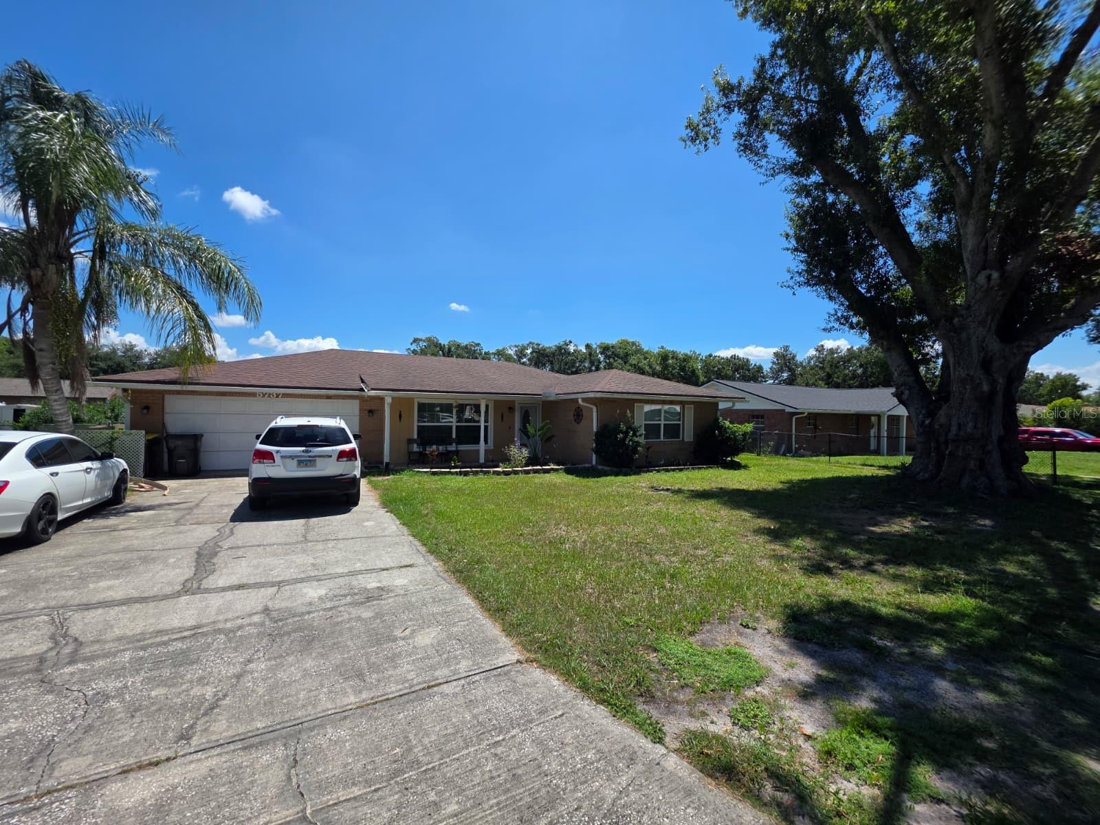 Single Family Residence in LAKELAND, FL - Daniel Dourado