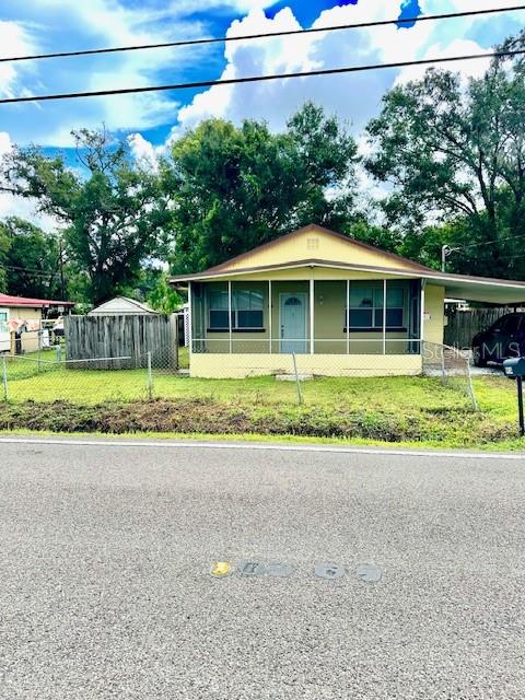 Single Family Residence in LAKELAND, FL - Daniel Dourado