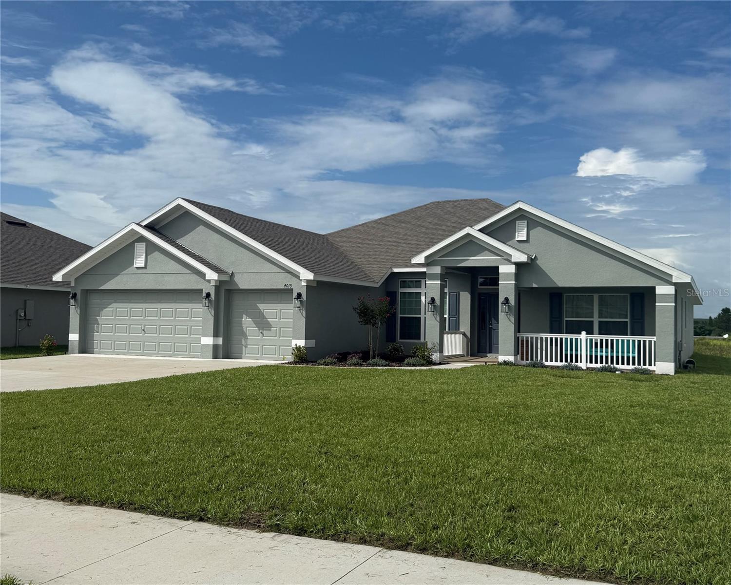 Single Family Residence in AUBURNDALE, FL - Daniel Dourado