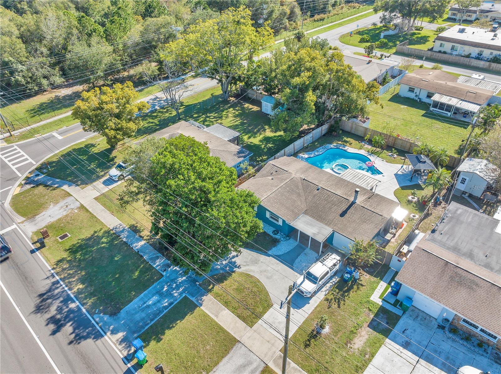 Single Family Residence em CLEARWATER, FL - Daniel Dourado