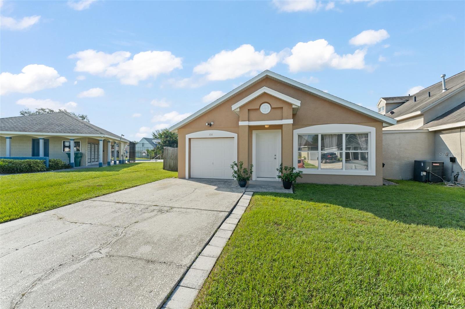 Single Family Residence em WINTER GARDEN, FL - Daniel Dourado