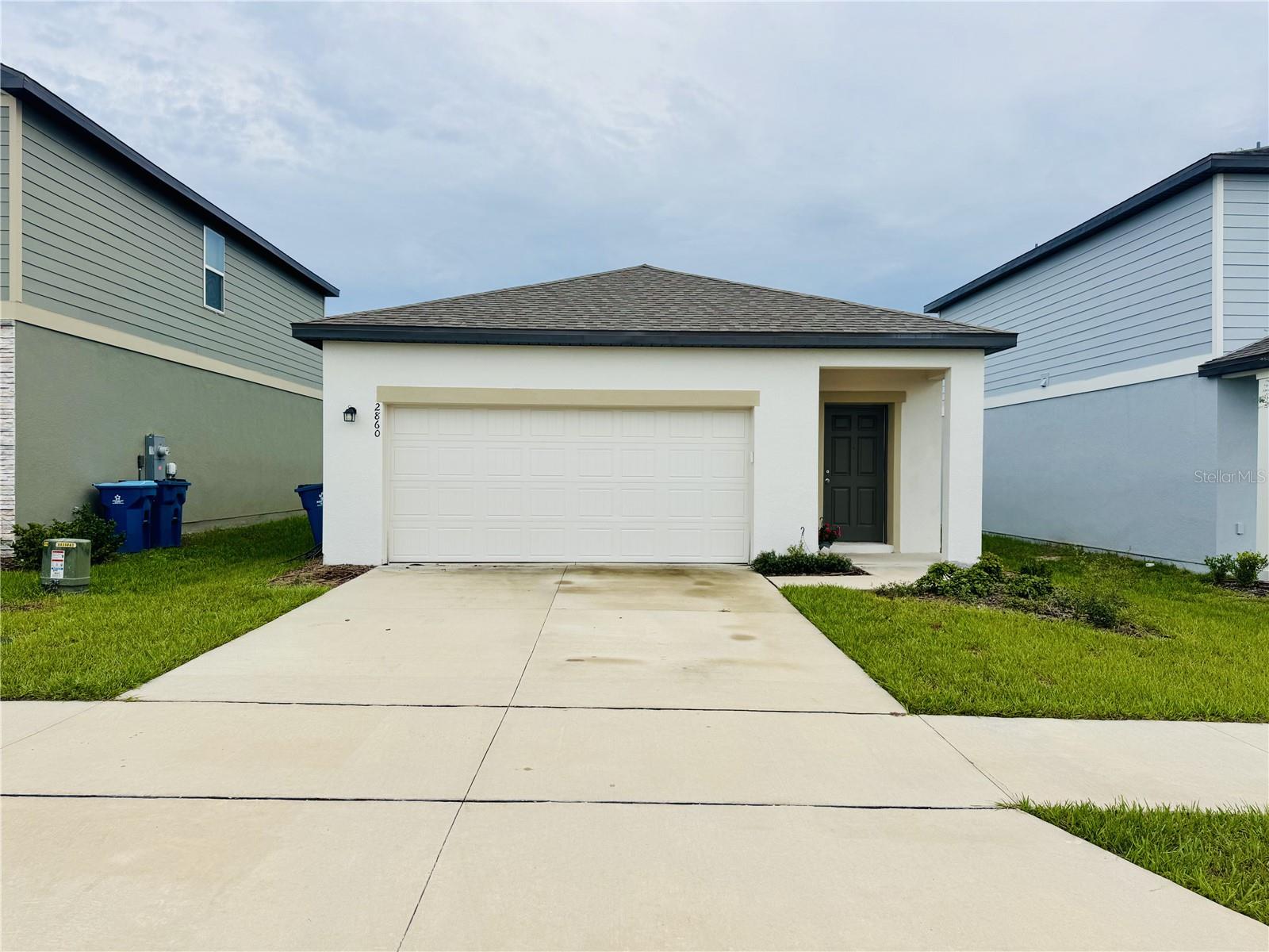 Single Family Residence in HAINES CITY, FL - Daniel Dourado