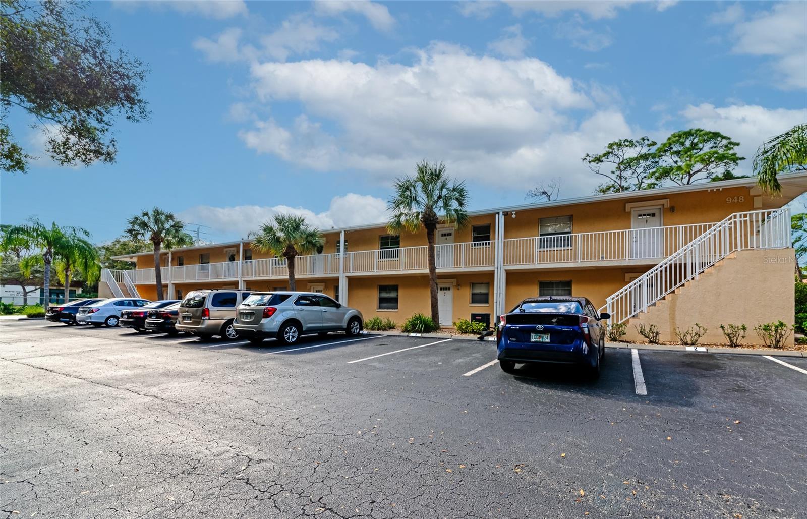 Condominium in SARASOTA, FL - Daniel Dourado