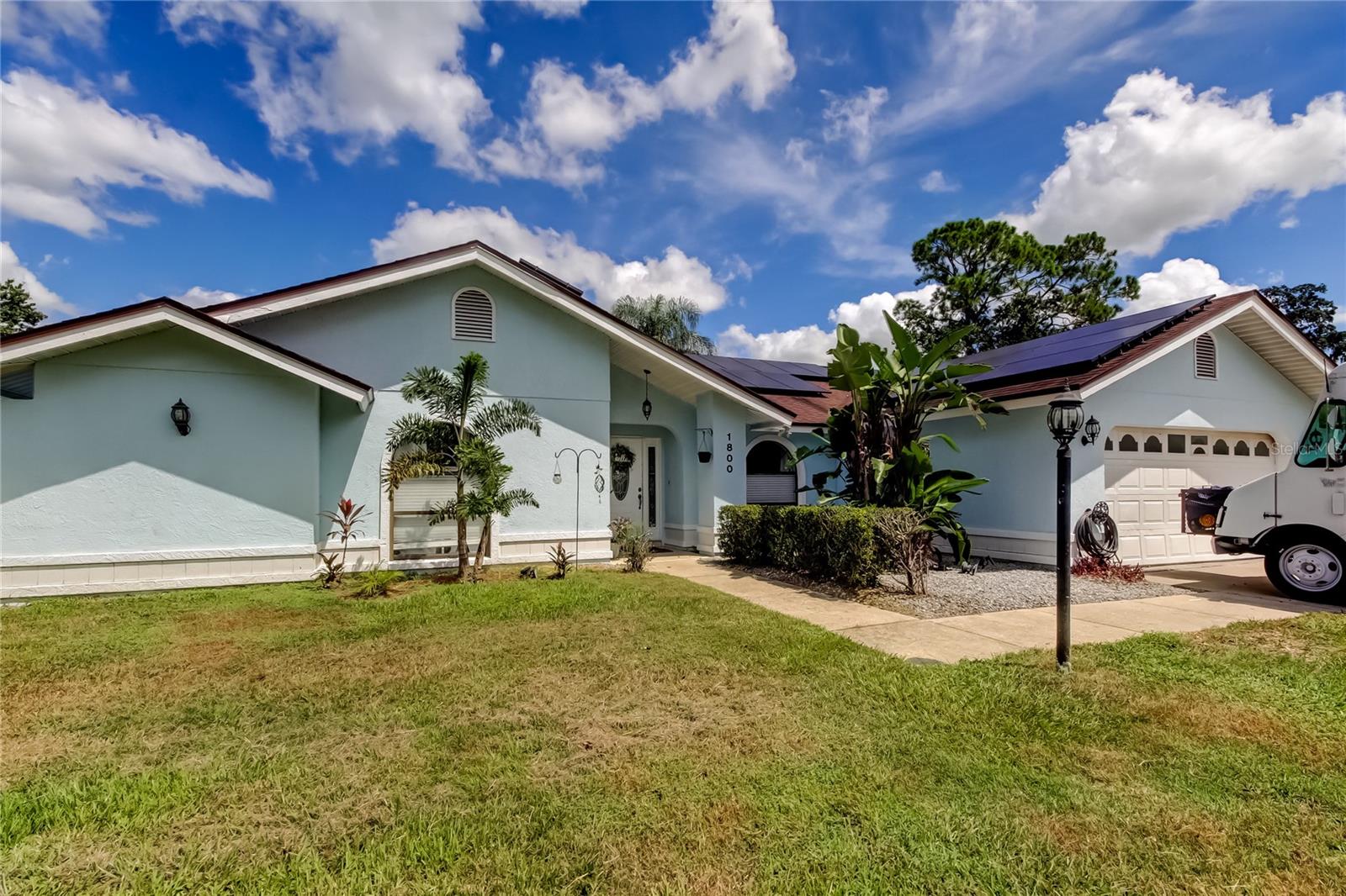 Single Family Residence in PLANT CITY, FL - Daniel Dourado