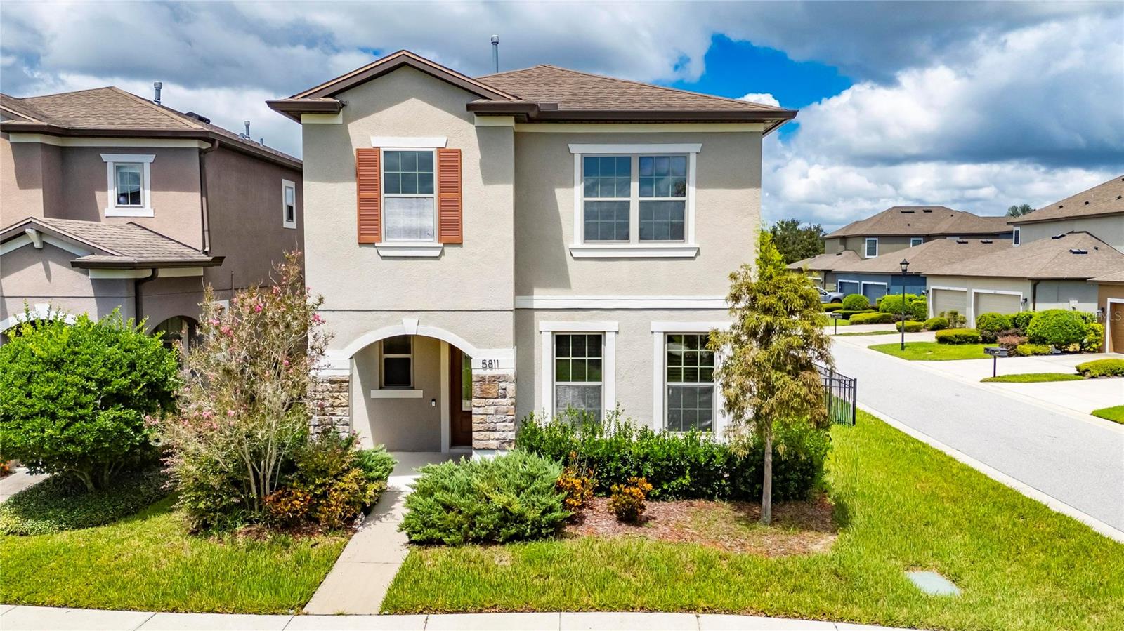 Single Family Residence in LITHIA, FL - Daniel Dourado