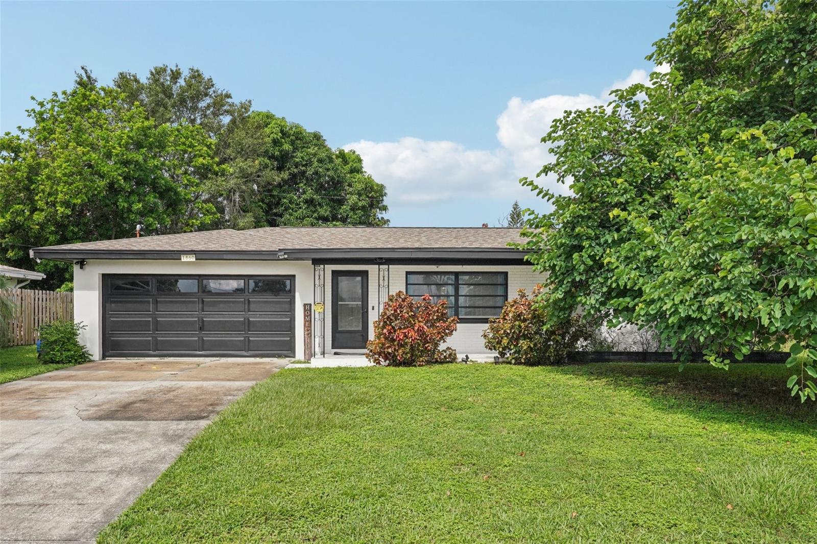 Single Family Residence em CLEARWATER, FL - Daniel Dourado