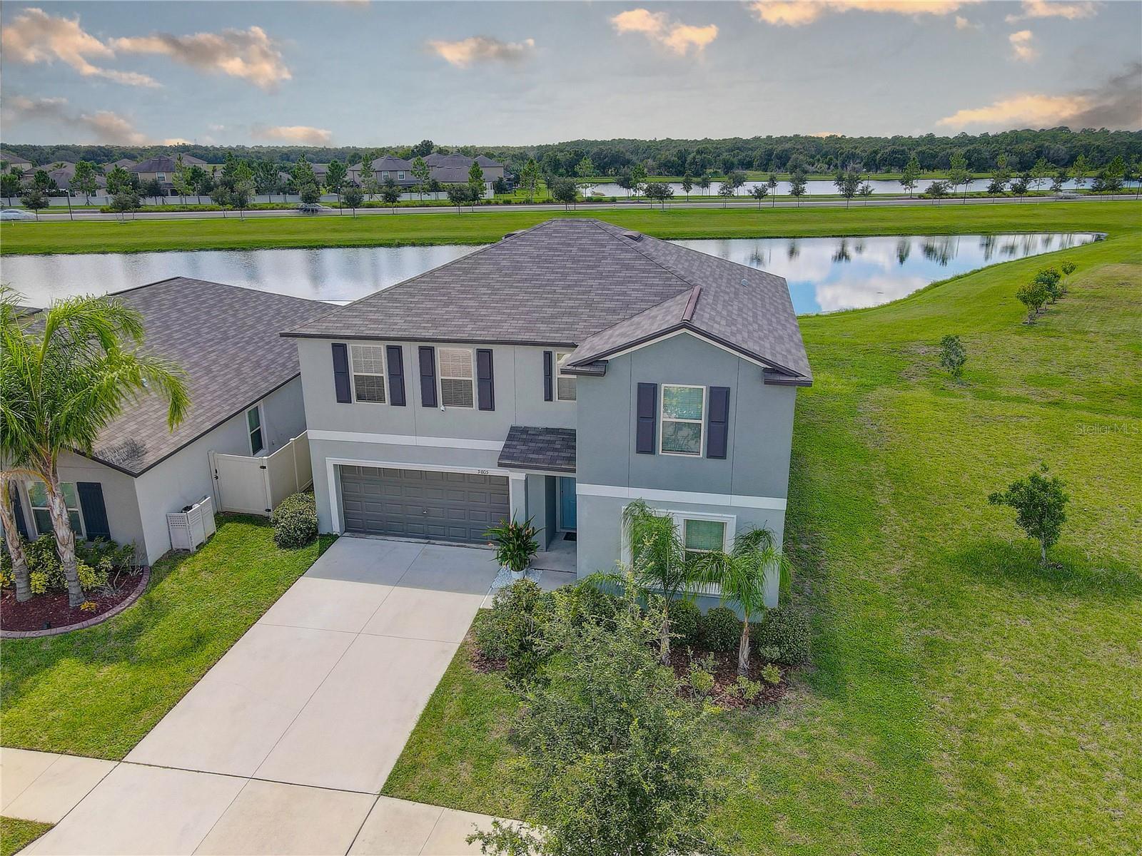 Single Family Residence em SUN CITY CENTER, FL - Daniel Dourado