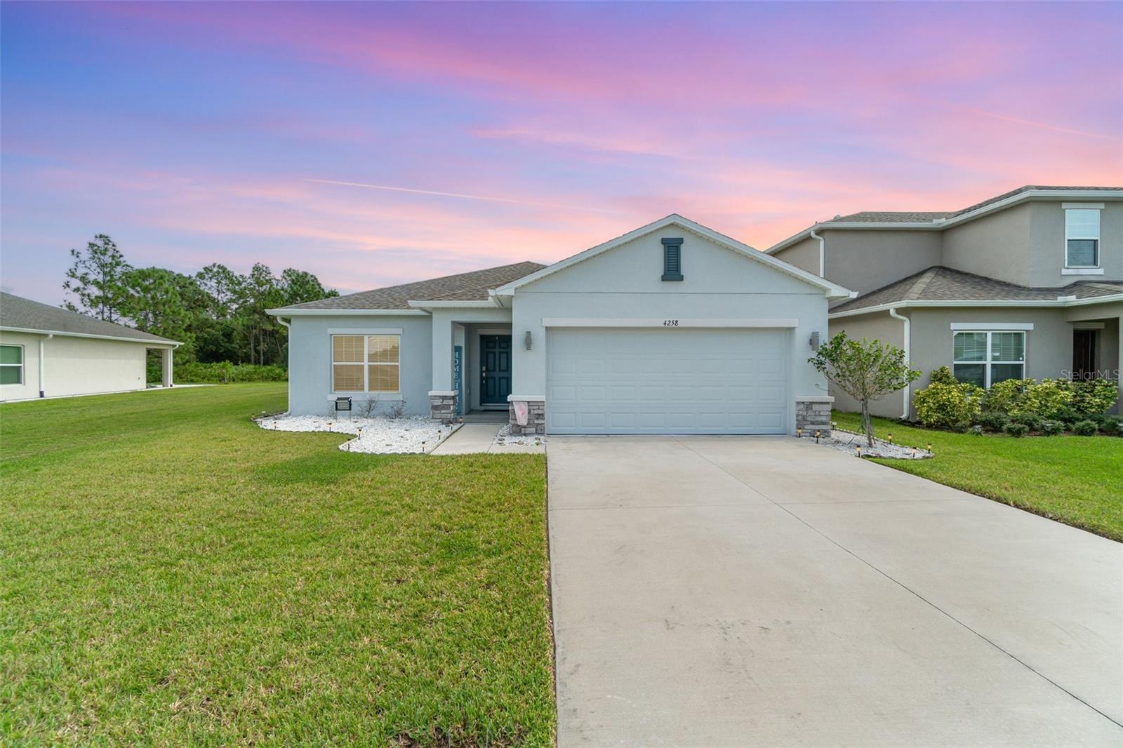 Single Family Residence em ST CLOUD, FL - Daniel Dourado