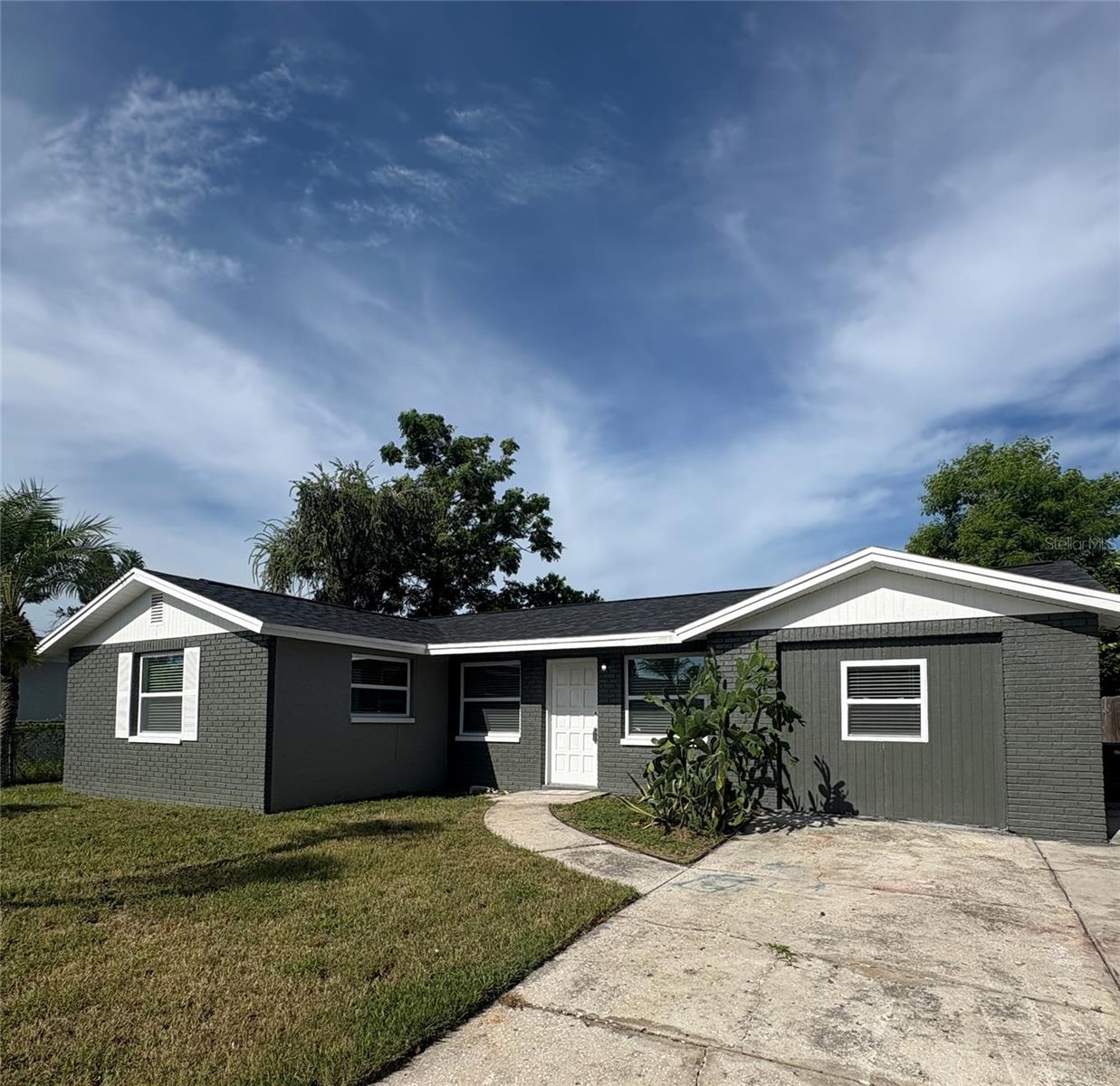 Single Family Residence in PORT RICHEY, FL - Daniel Dourado
