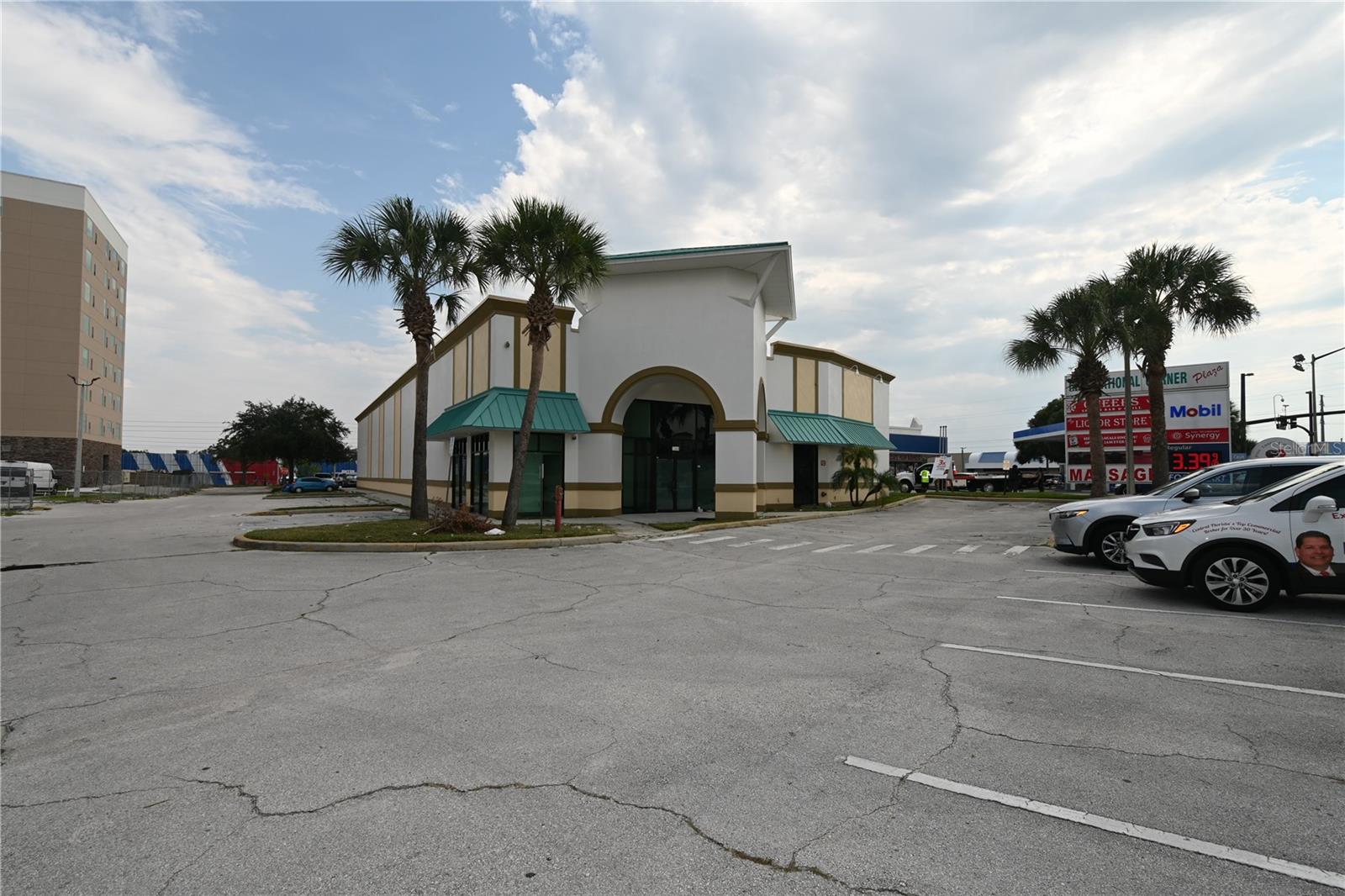 Retail em ORLANDO, FL - Daniel Dourado