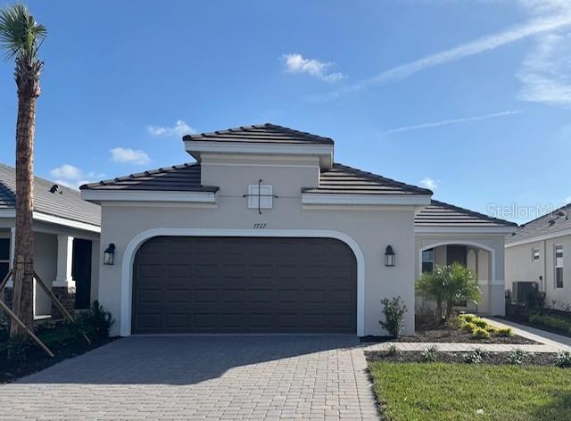 Single Family Residence em PALMETTO, FL - Daniel Dourado