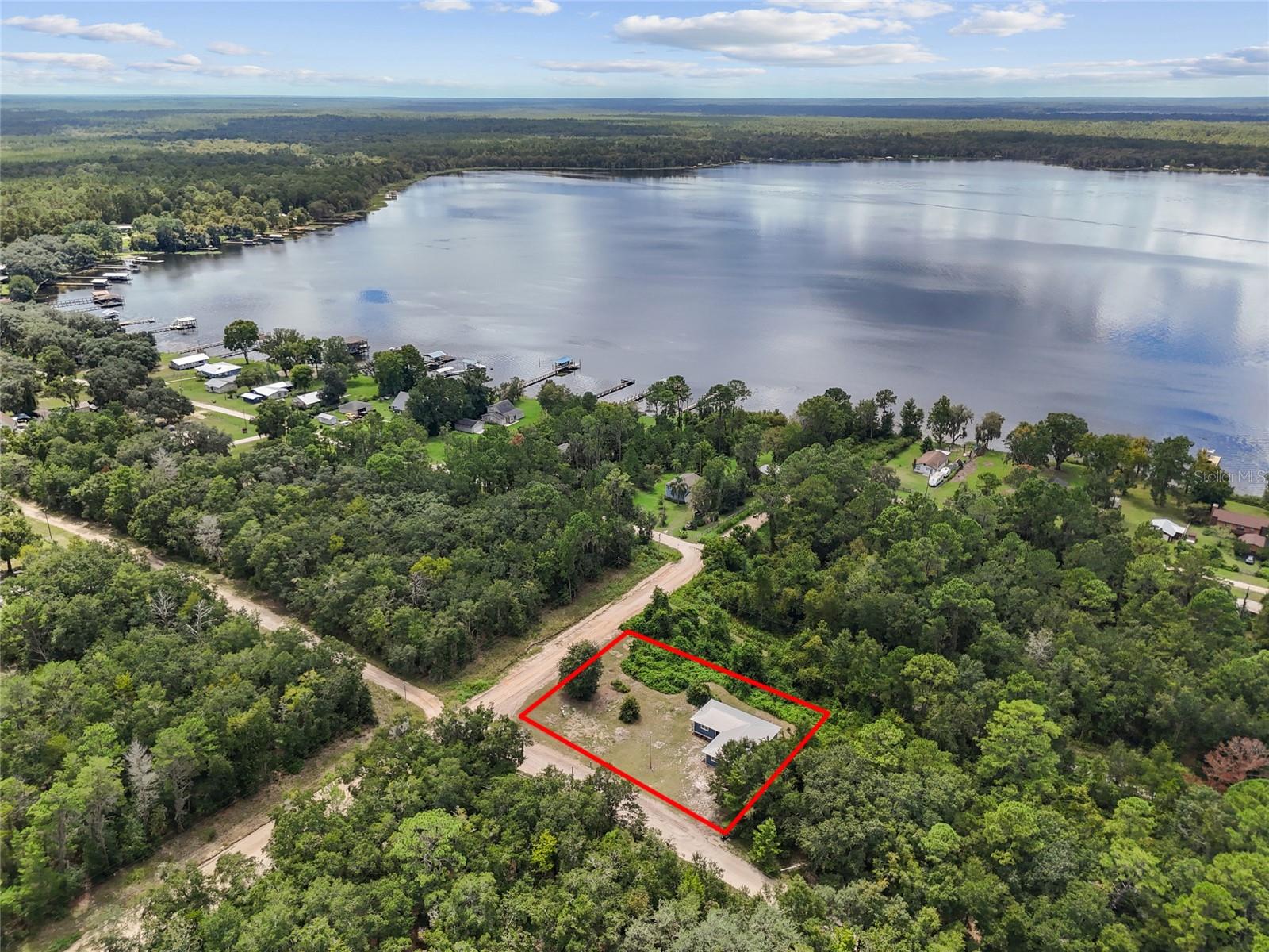 Single Family Residence em FLORAHOME, FL - Daniel Dourado