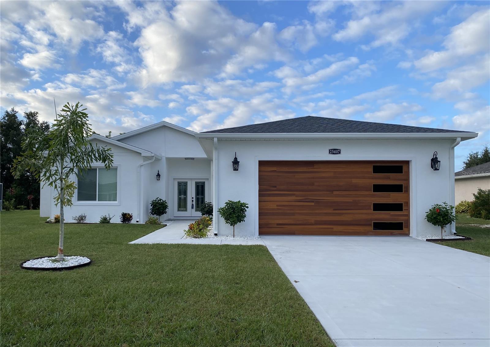 Single Family Residence em PUNTA GORDA, FL - Daniel Dourado
