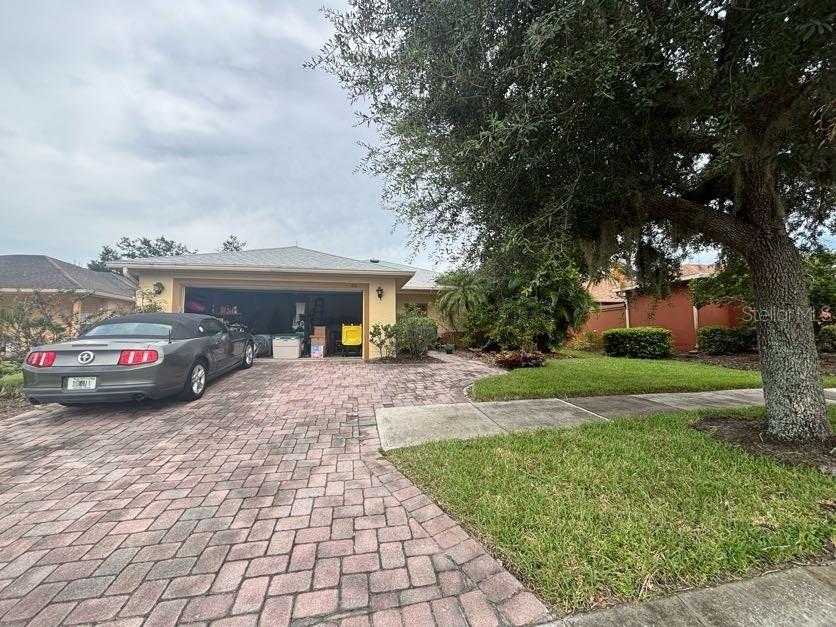 Single Family Residence em KISSIMMEE, FL - Daniel Dourado