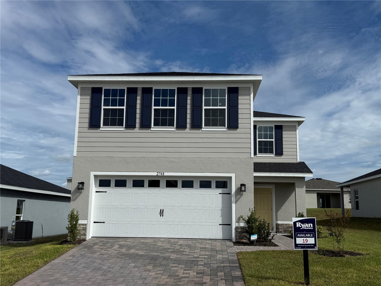 Single Family Residence in HAINES CITY, FL - Daniel Dourado