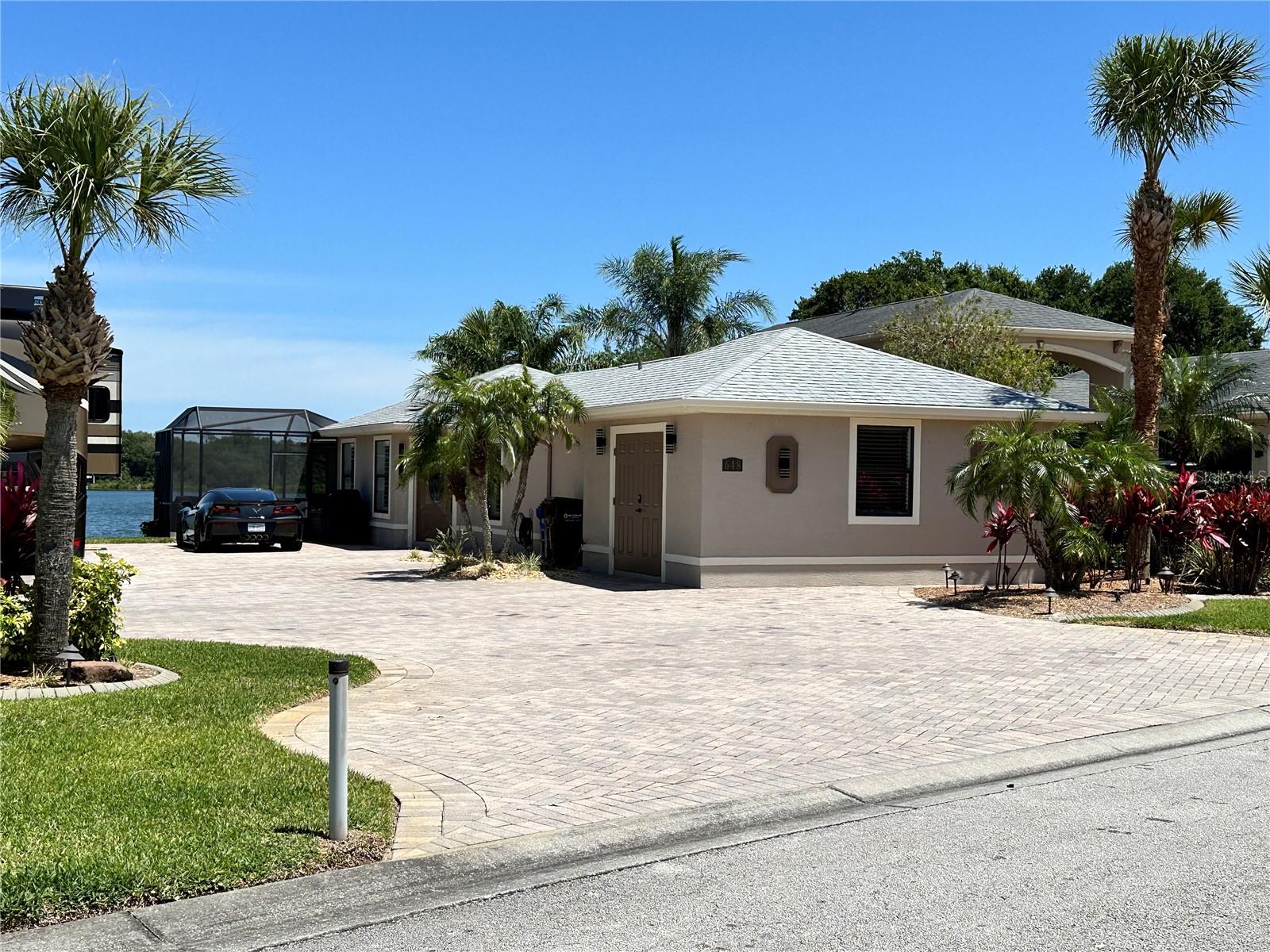 Single Family Residence em POLK CITY, FL - Daniel Dourado