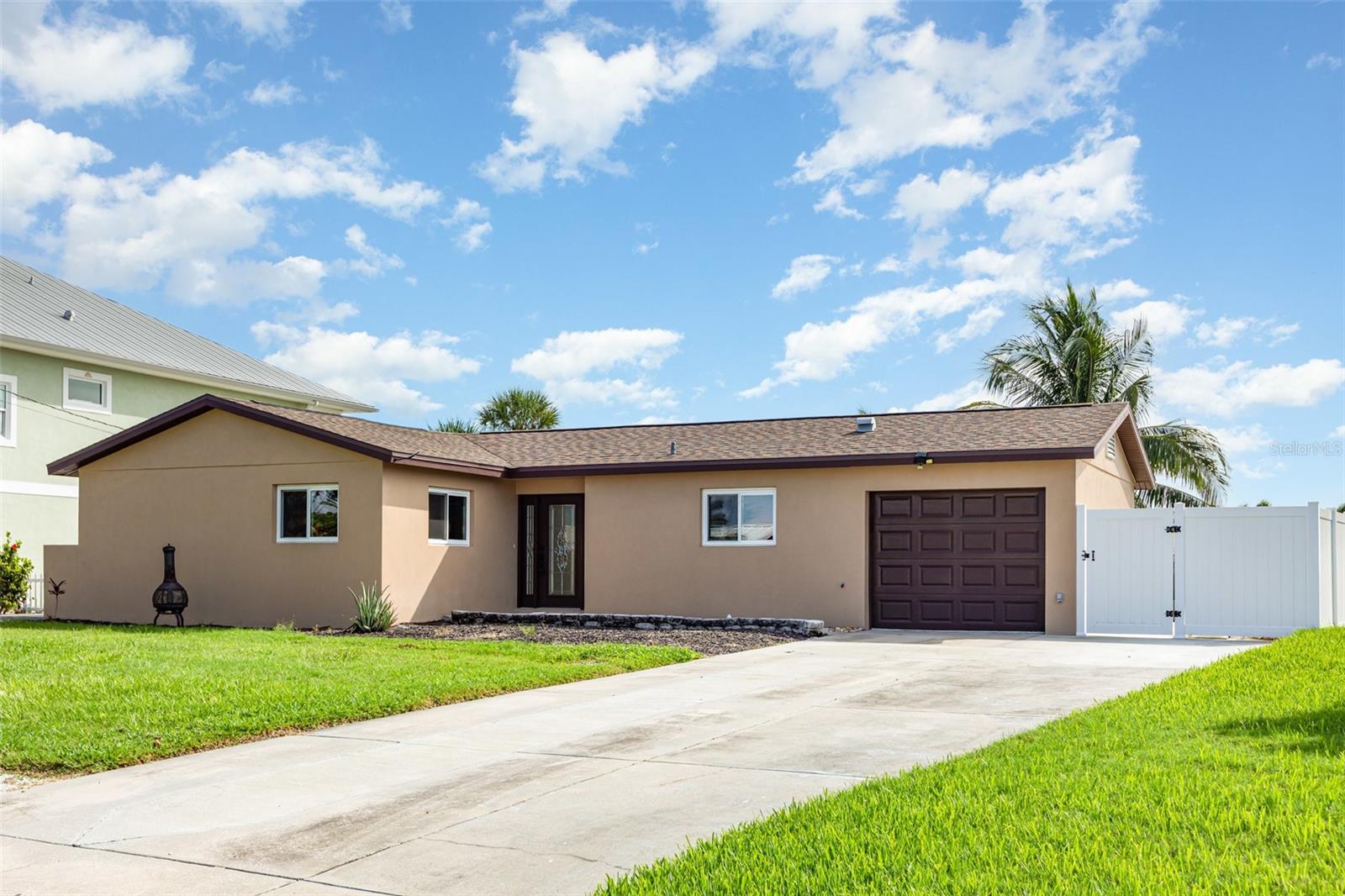 Single Family Residence em PALMETTO, FL - Daniel Dourado