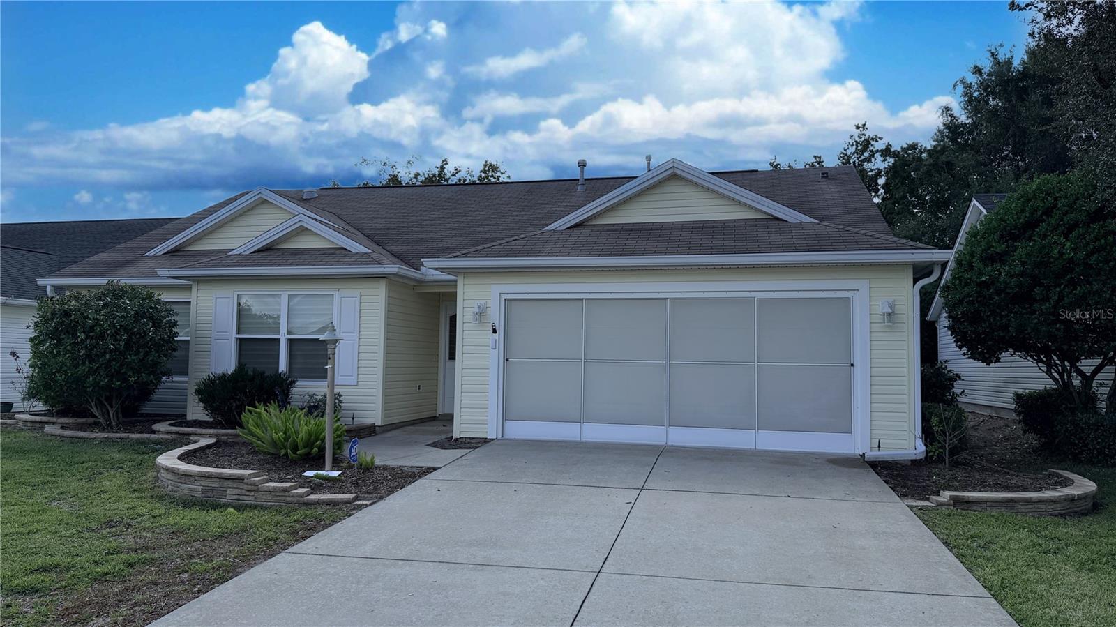 Single Family Residence em THE VILLAGES, FL - Daniel Dourado