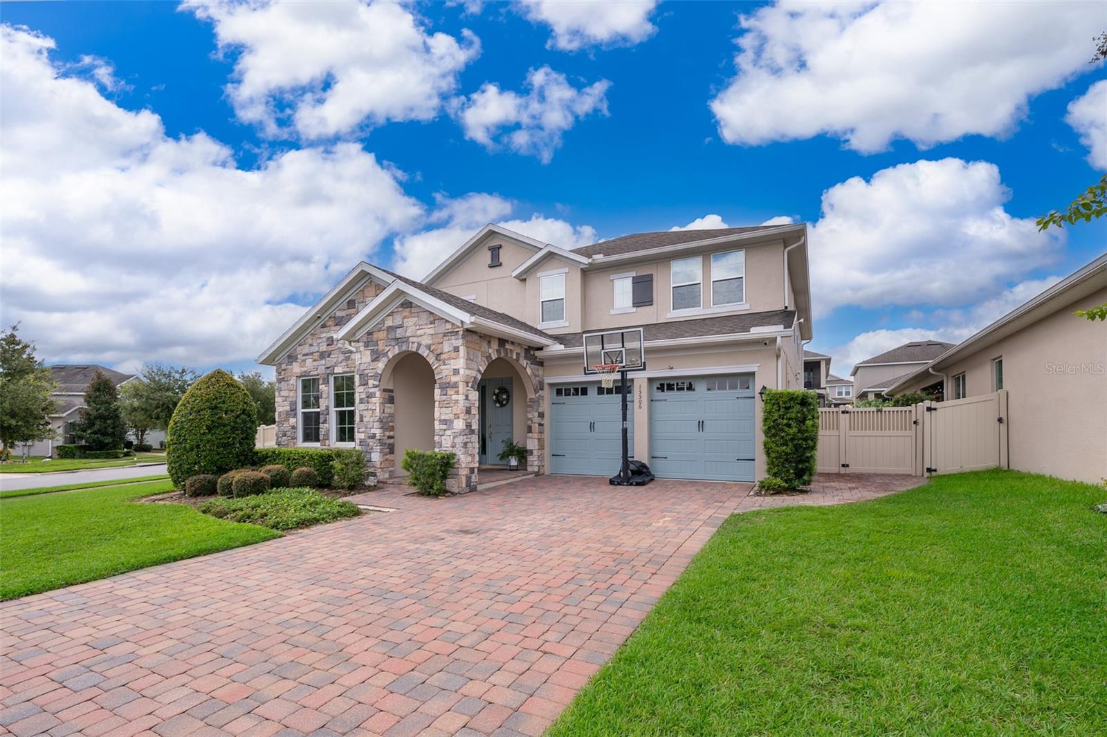 Single Family Residence em WINTER GARDEN, FL - Daniel Dourado