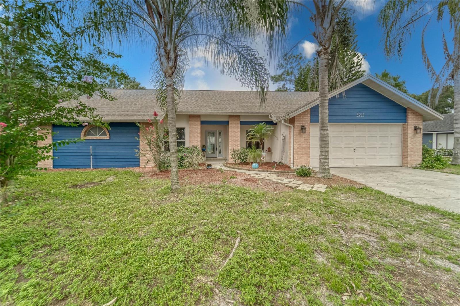 Single Family Residence in PLANT CITY, FL - Daniel Dourado