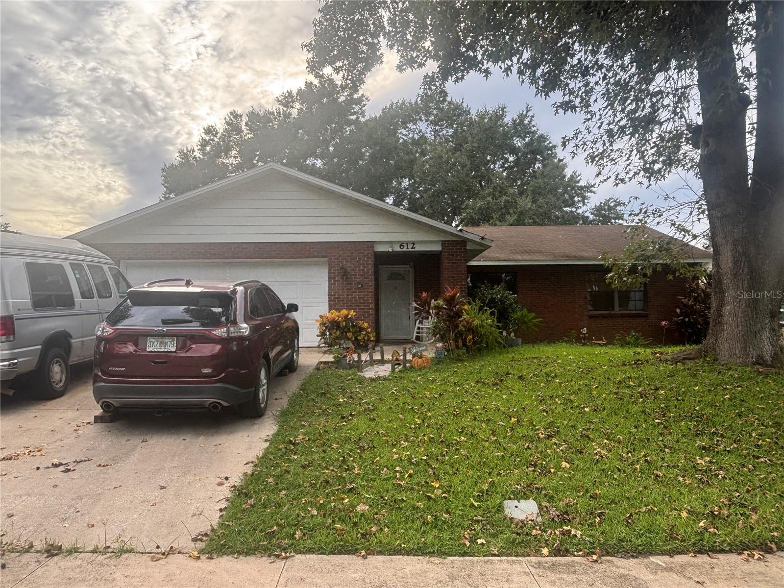 Single Family Residence in ALTAMONTE SPRINGS, FL - Daniel Dourado