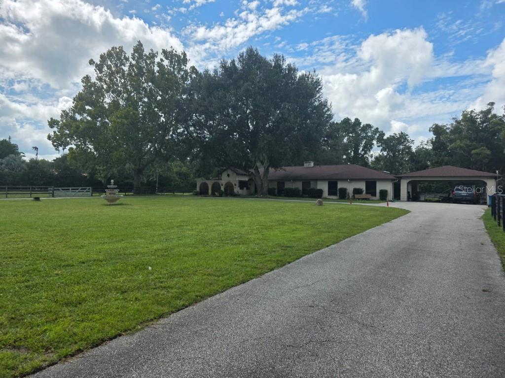 Single Family Residence em PORT ORANGE, FL - Daniel Dourado