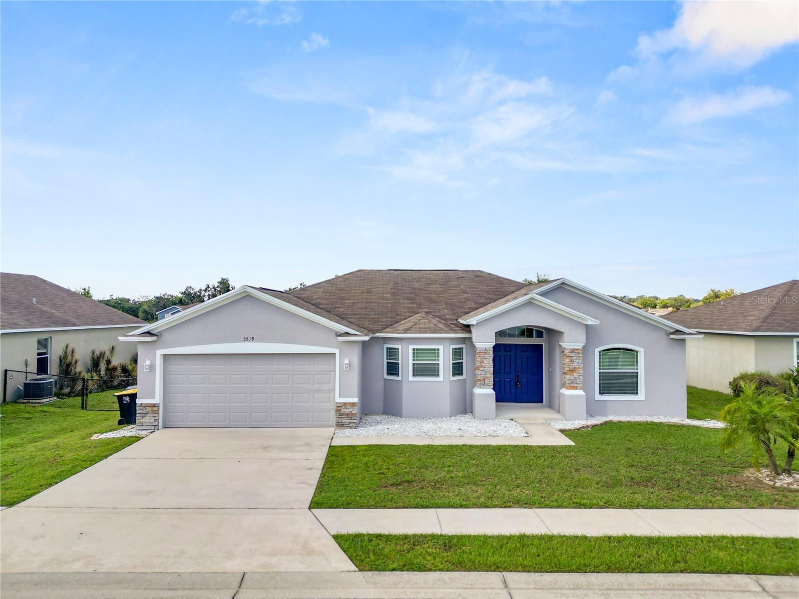 Single Family Residence in LAKELAND, FL - Daniel Dourado