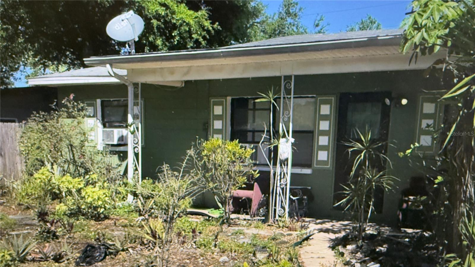 Single Family Residence in LAKELAND, FL - Daniel Dourado