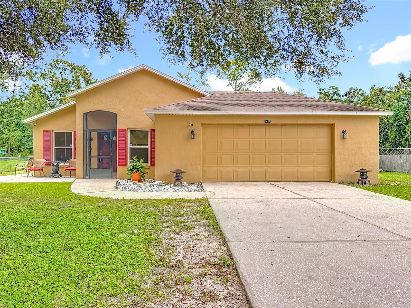 Single Family Residence in LAKE WALES, FL - Daniel Dourado