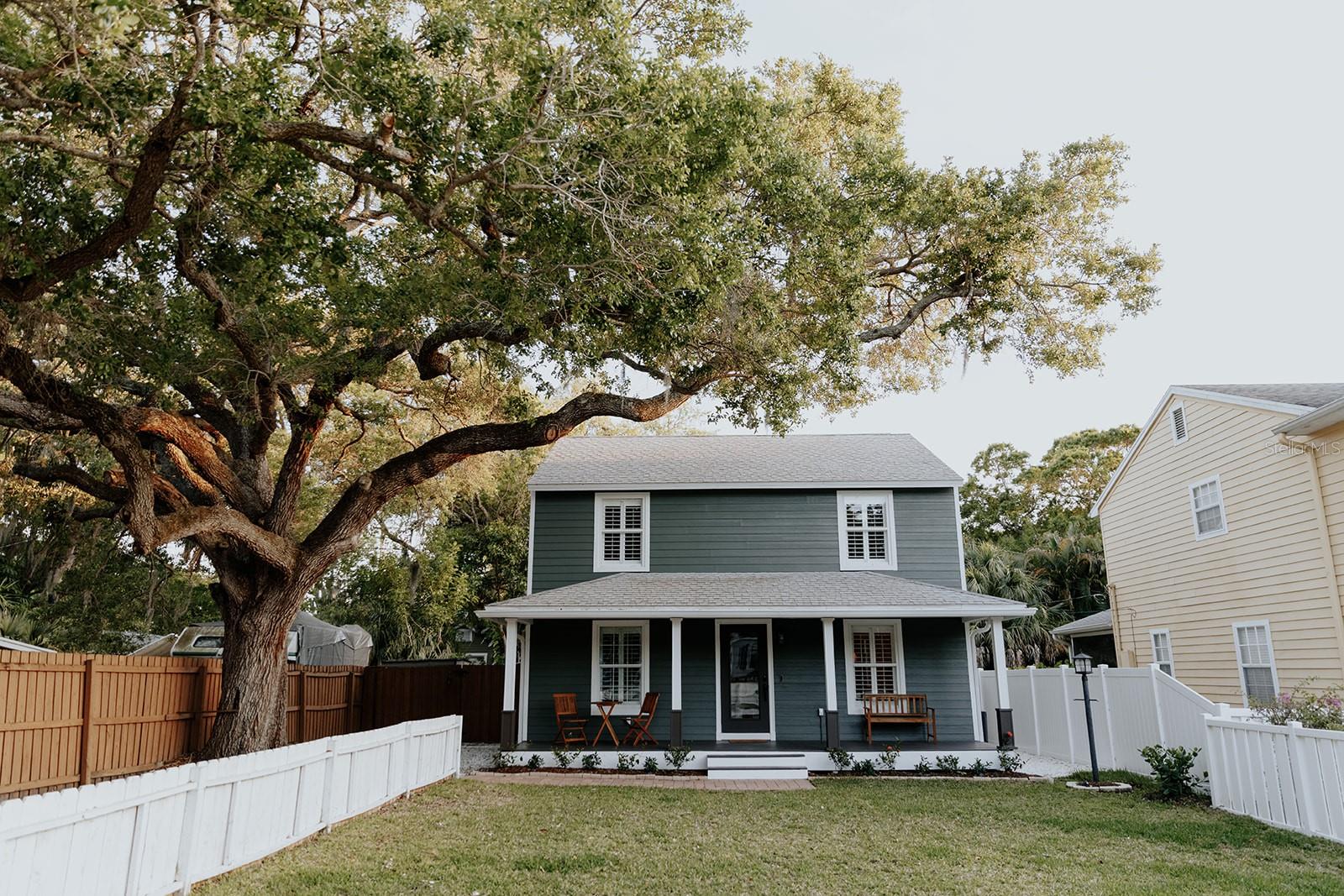 Single Family Residence em SARASOTA, FL - Daniel Dourado