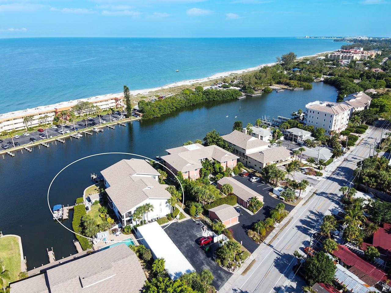 Condominium in SARASOTA, FL - Daniel Dourado