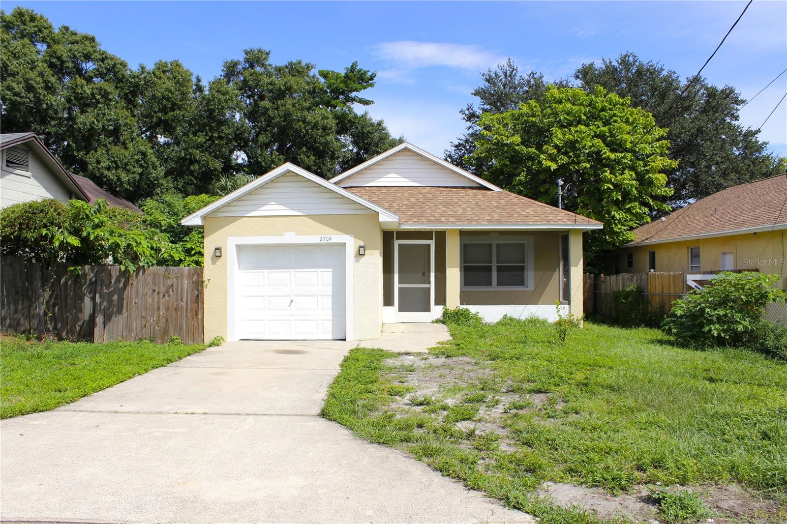 Single Family Residence in TAMPA, FL - Daniel Dourado