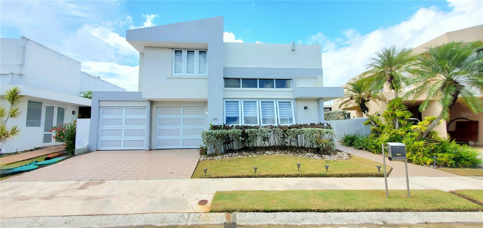 Single Family Residence em CAROLINA, PR - Daniel Dourado