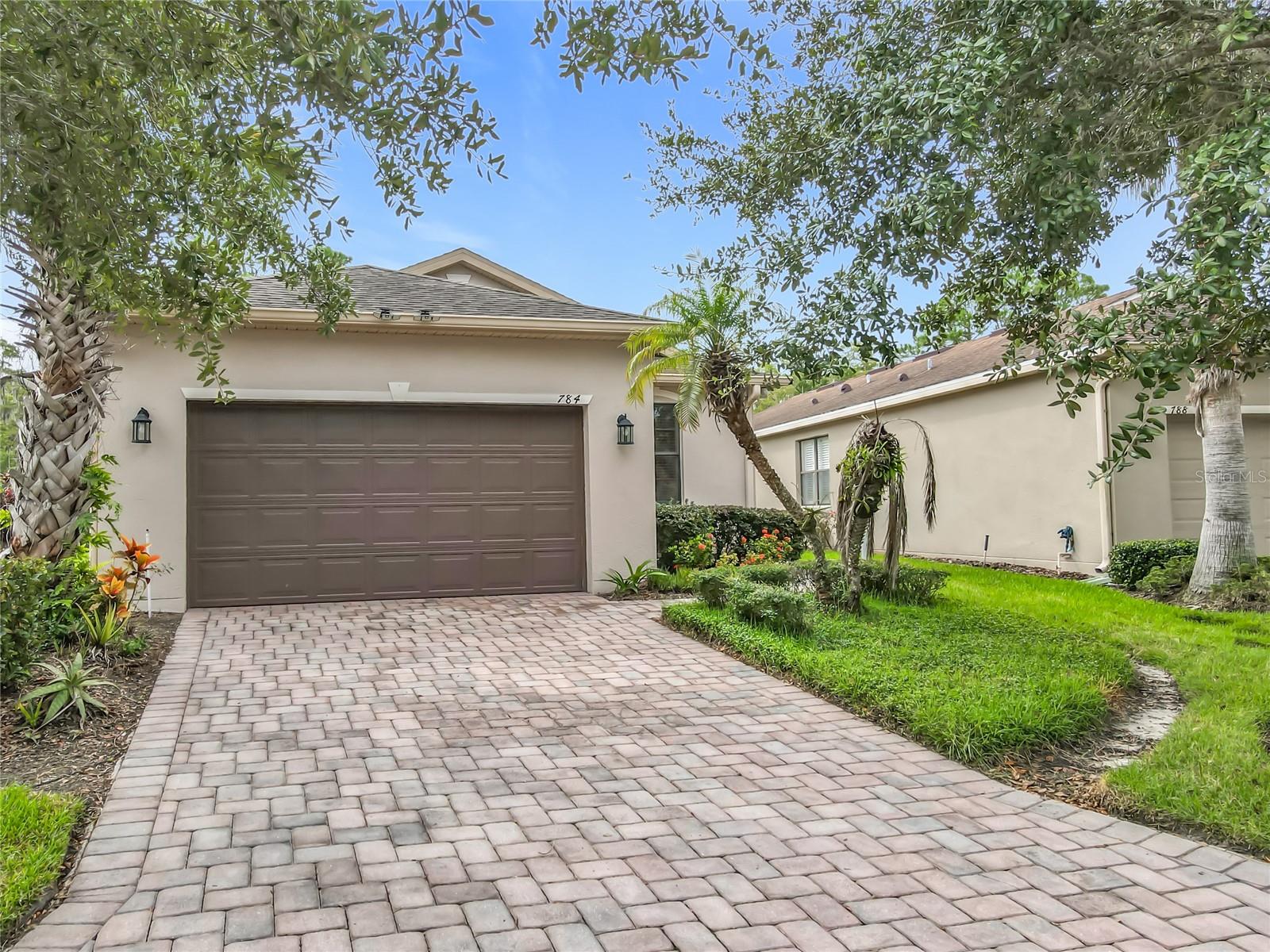 Single Family Residence in POINCIANA, FL - Daniel Dourado