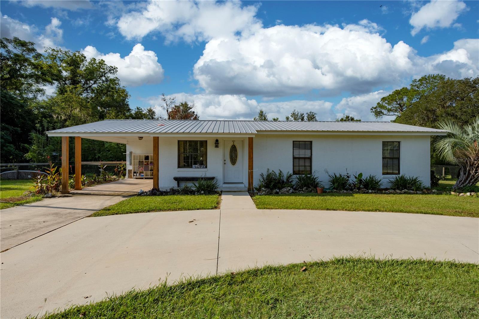 Single Family Residence em WILLISTON, FL - Daniel Dourado