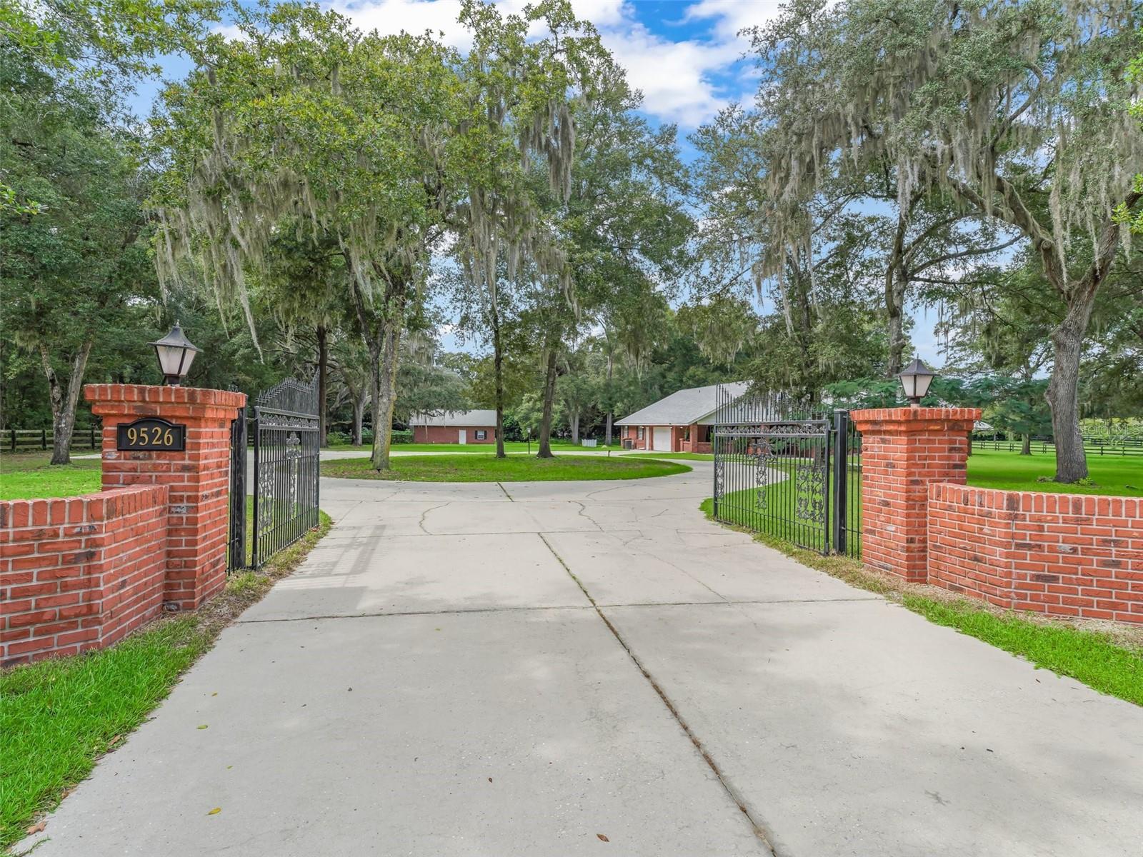 Single Family Residence em OCALA, FL - Daniel Dourado