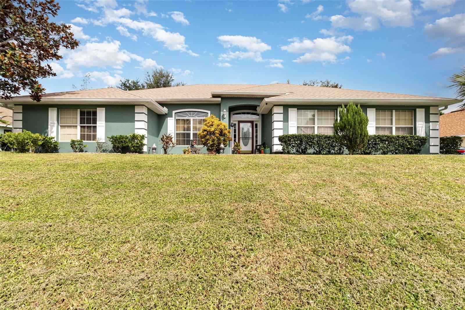 Single Family Residence em EUSTIS, FL - Daniel Dourado