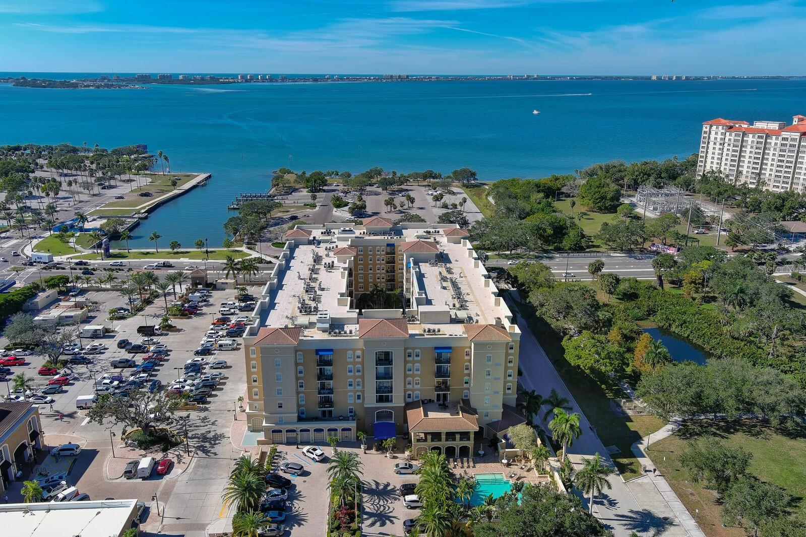 Condominium in SARASOTA, FL - Daniel Dourado