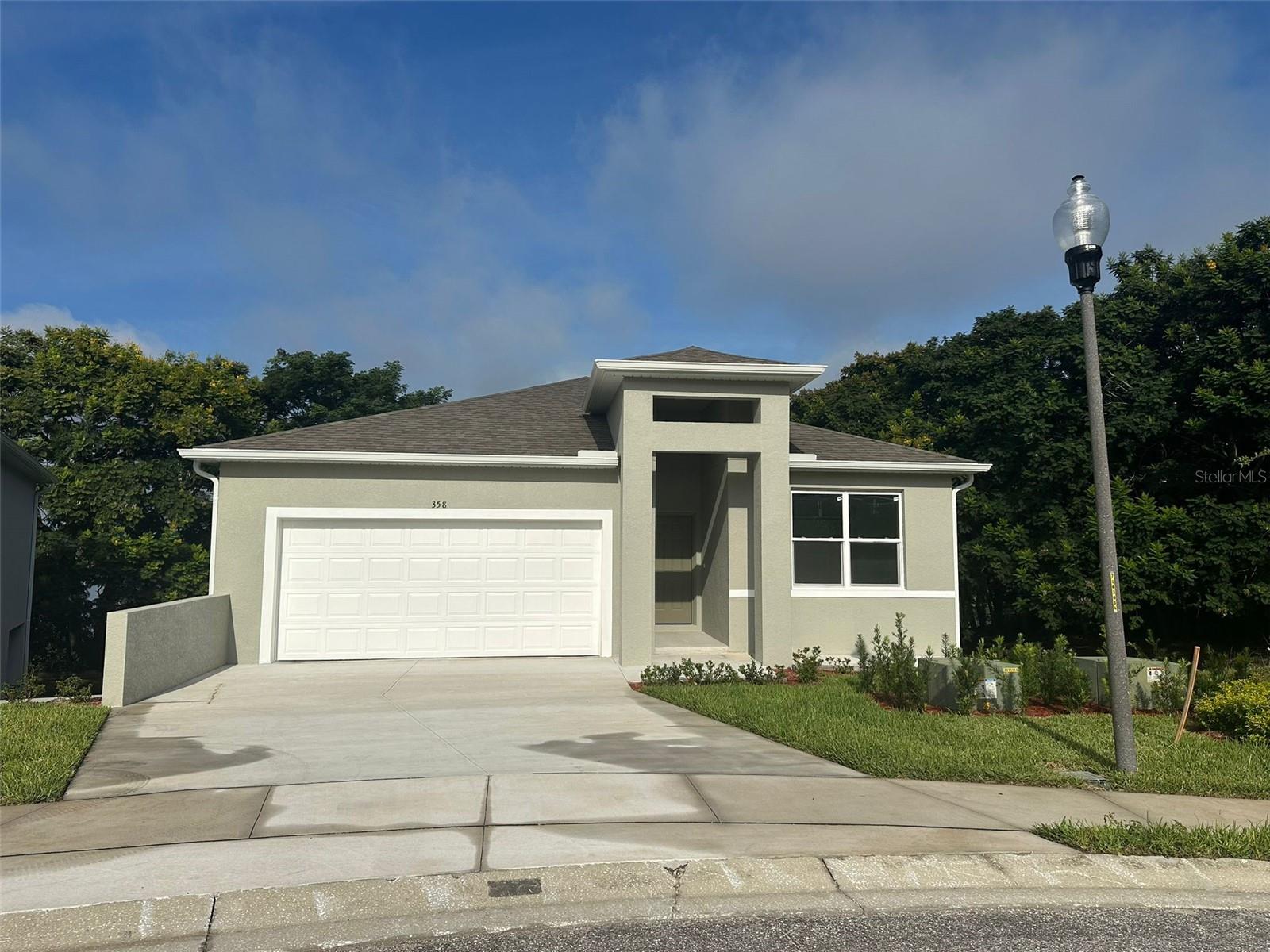 Single Family Residence in HAINES CITY, FL - Daniel Dourado