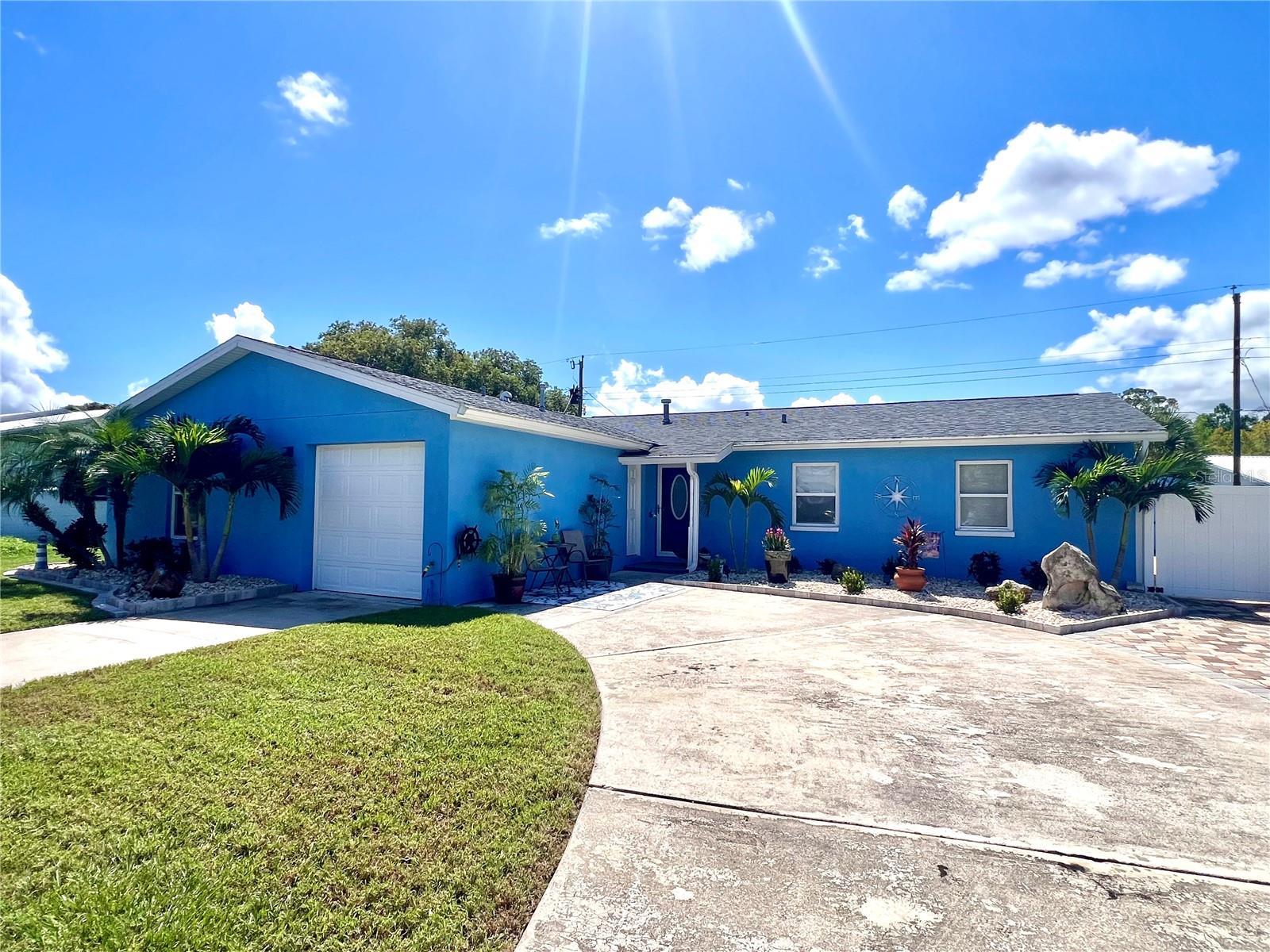 Single Family Residence em ROCKLEDGE, FL - Daniel Dourado