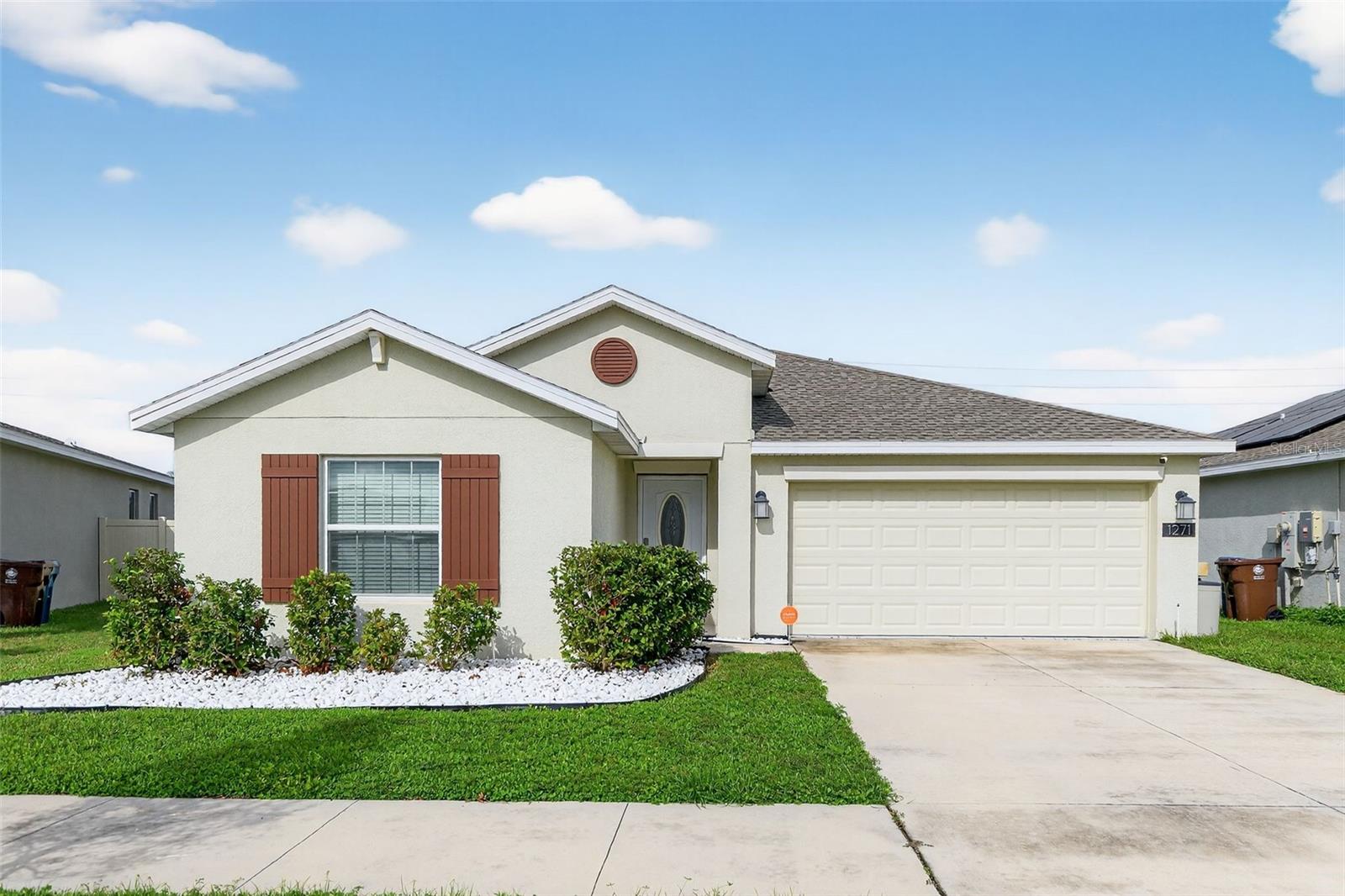 Single Family Residence in HAINES CITY, FL - Daniel Dourado